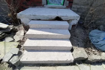 Concrete Porch Crack Repaired in Burlington, Ontario (Before)